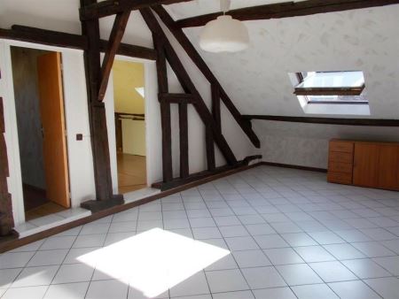 appartement à louer - 3 pièces - 66 m2 - PROVINS - 77 - ILE-DE-FRANCE