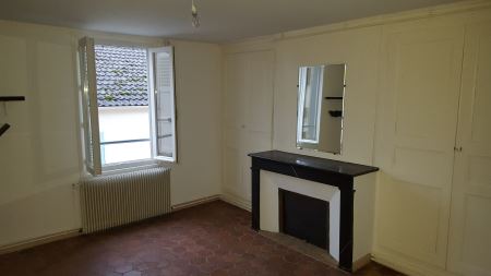 appartement à louer - 2 pièces - 45 m2 - PROVINS - 77 - ILE-DE-FRANCE
