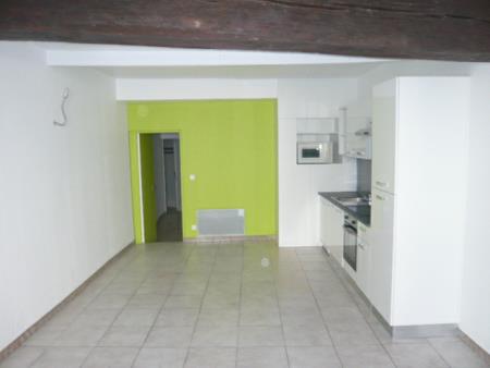 appartement à louer - 2 pièces - 46 m2 - PROVINS - 77 - ILE-DE-FRANCE