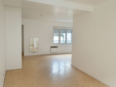appartement à louer - 2 pièces - 44 m2 - PROVINS - 77 - ILE-DE-FRANCE