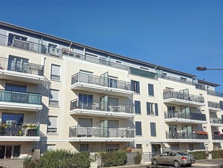 appartement à louer - 2 pièces - 41 m2 - NANGIS - 77 - ILE-DE-FRANCE