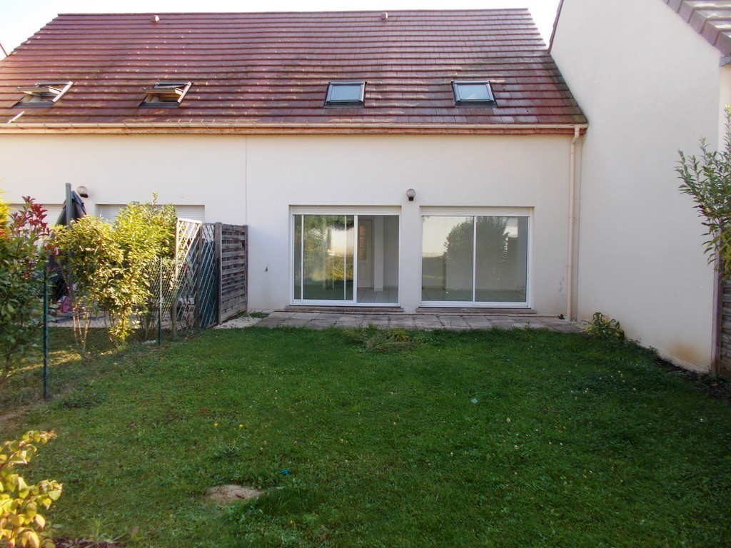 Maison à louer - 4 pièces - 96 m2 - PROVINS - 77 - ILE-DE-FRANCE