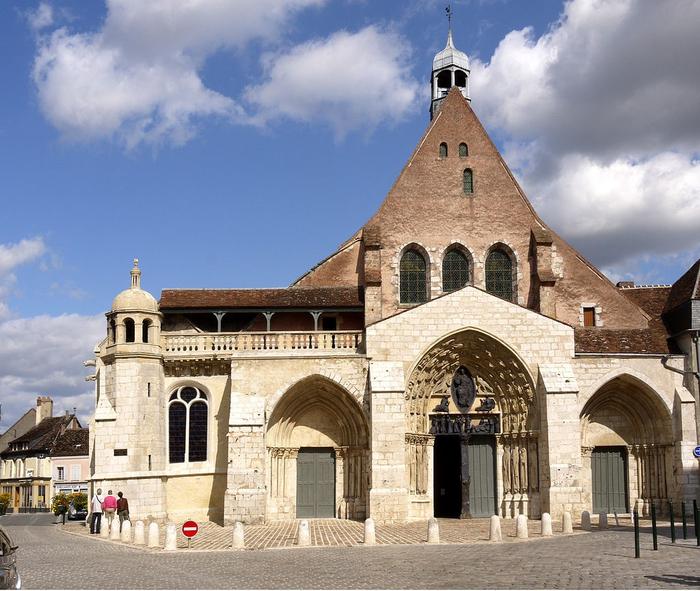 EGLISE SAINT - AYOUL 