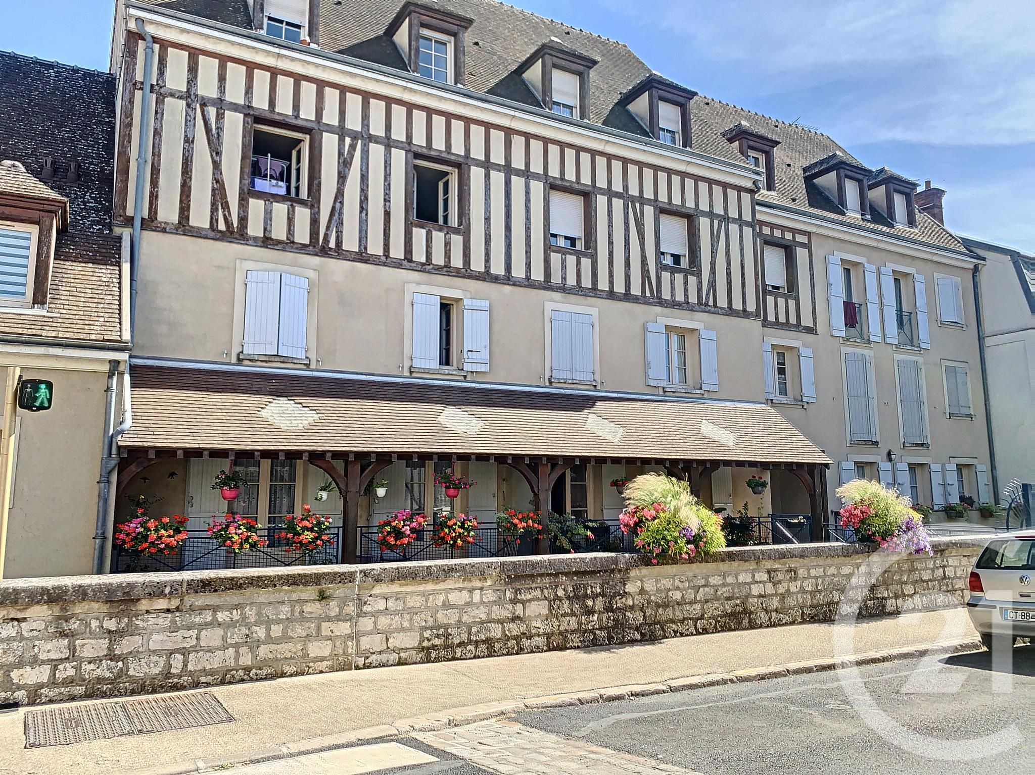 Century 21 provins location