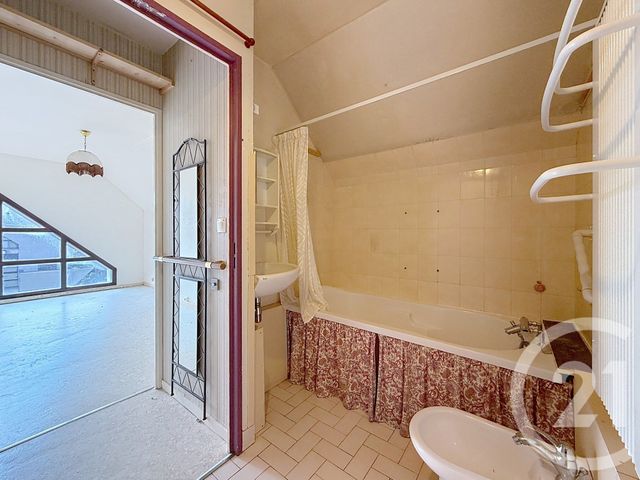 Appartement F3 à vendre - 3 pièces - 89.74 m2 - PROVINS - 77 - ILE-DE-FRANCE - Century 21 Martinot Immobilier