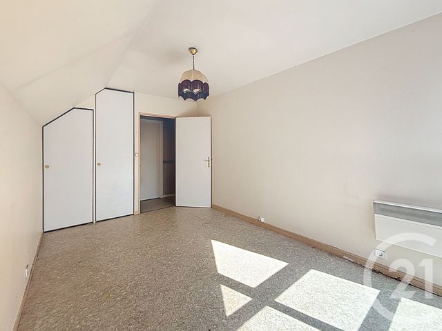 Appartement F3 à vendre - 3 pièces - 89.74 m2 - PROVINS - 77 - ILE-DE-FRANCE - Century 21 Martinot Immobilier