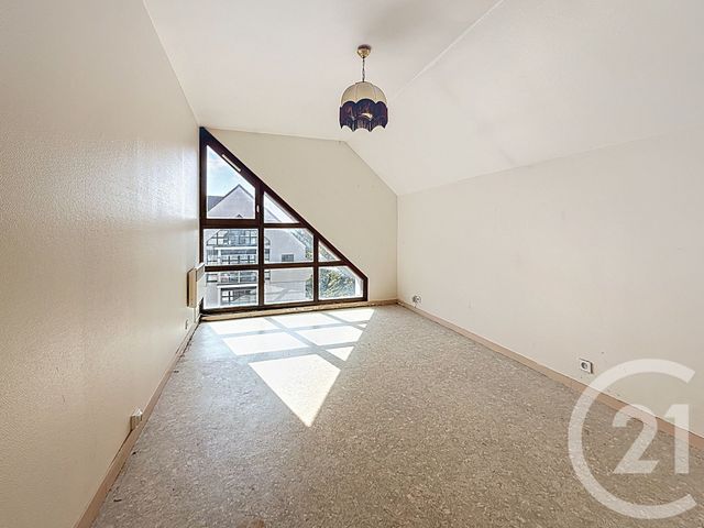 Appartement F3 à vendre - 3 pièces - 89.74 m2 - PROVINS - 77 - ILE-DE-FRANCE - Century 21 Martinot Immobilier