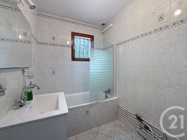 Afficher la photo en grand maison à vendre - 8 pièces - 138.06 m2 - GOUAIX - 77 - ILE-DE-FRANCE - Century 21 Martinot Immobilier