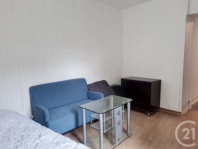 Afficher la photo en grand Appartement F1 à louer - 1 pièce - 27.29 m2 - MONTEREAU FAULT YONNE - 77 - ILE-DE-FRANCE - Century 21 Martinot Immobilier