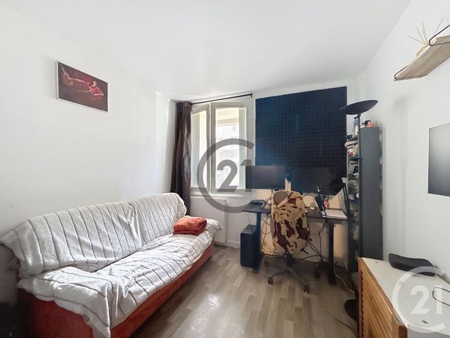 Appartement F5 à vendre - 5 pièces - 89.95 m2 - PROVINS - 77 - ILE-DE-FRANCE - Century 21 Martinot Immobilier
