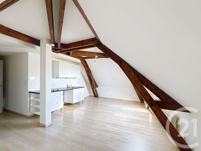 Appartement F1 à louer - 1 pièce - 19.98 m2 - PROVINS - 77 - ILE-DE-FRANCE - Century 21 Martinot Immobilier