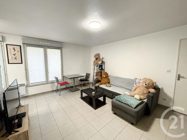 Appartement T2 à vendre - 2 pièces - 47.0 m2 - PROVINS - 77 - ILE-DE-FRANCE - Century 21 Martinot Immobilier