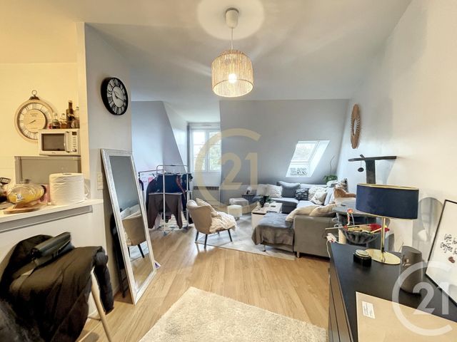 Appartement F2 à louer - 2 pièces - 40.34 m2 - PROVINS - 77 - ILE-DE-FRANCE - Century 21 Martinot Immobilier