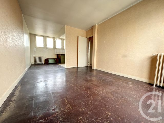 Appartement F4 à vendre - 4 pièces - 61.09 m2 - PROVINS - 77 - ILE-DE-FRANCE - Century 21 Martinot Immobilier