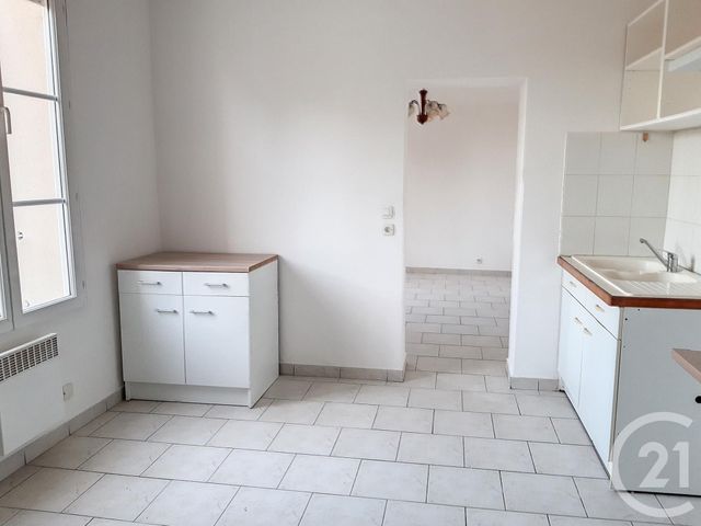 Appartement F2 à louer - 2 pièces - 44.0 m2 - GOUAIX - 77 - ILE-DE-FRANCE - Century 21 Martinot Immobilier