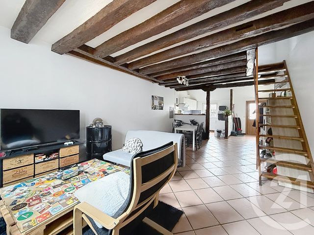 Appartement F2 à vendre - 2 pièces - 64.22 m2 - PROVINS - 77 - ILE-DE-FRANCE - Century 21 Martinot Immobilier