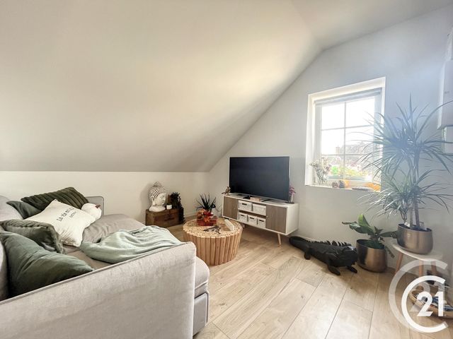 Appartement F2 à louer - 3 pièces - 40.83 m2 - DONNEMARIE DONTILLY - 77 - ILE-DE-FRANCE - Century 21 Martinot Immobilier