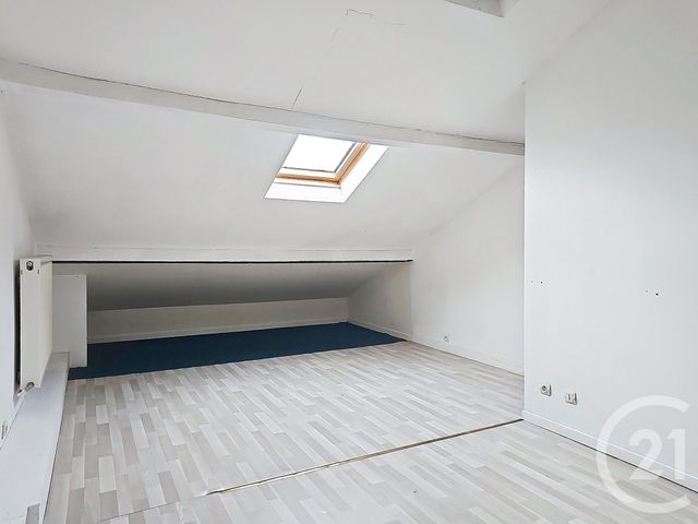 Appartement F3 à vendre - 3 pièces - 77.97 m2 - PROVINS - 77 - ILE-DE-FRANCE - Century 21 Martinot Immobilier