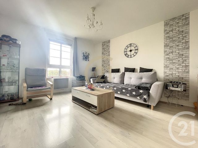 Appartement F2 à louer - 2 pièces - 65.59 m2 - PROVINS - 77 - ILE-DE-FRANCE - Century 21 Martinot Immobilier