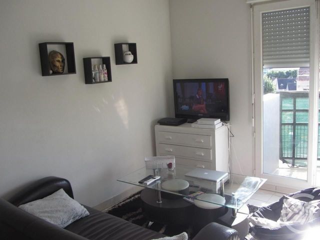 Appartement F1 à louer - 1 pièce - 31.59 m2 - PROVINS - 77 - ILE-DE-FRANCE - Century 21 Martinot Immobilier