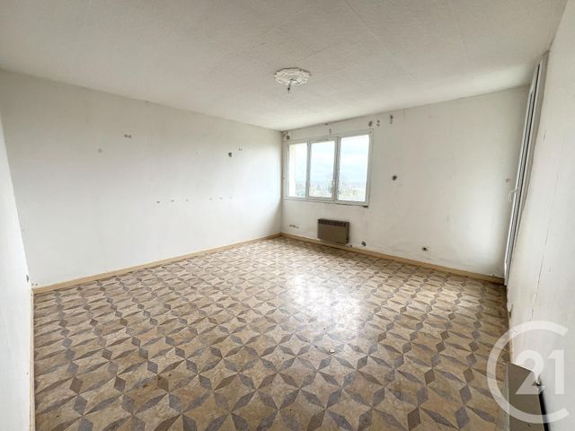 Appartement F3 à vendre - 3 pièces - 57.89 m2 - PROVINS - 77 - ILE-DE-FRANCE - Century 21 Martinot Immobilier