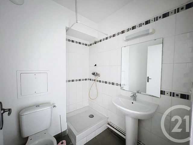 Appartement F1 à vendre - 1 pièce - 19.38 m2 - PROVINS - 77 - ILE-DE-FRANCE - Century 21 Martinot Immobilier