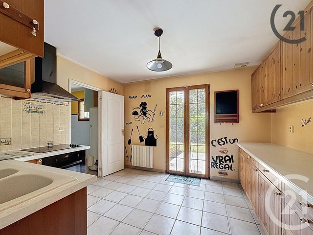 maison à vendre - 5 pièces - 114.5 m2 - LOUAN VILLEGRUIS FONTAINE - 77 - ILE-DE-FRANCE - Century 21 Martinot Immobilier