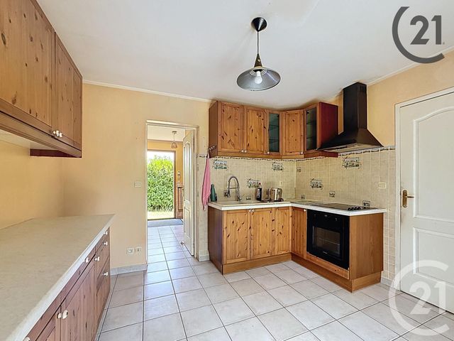 maison à vendre - 5 pièces - 114.5 m2 - LOUAN VILLEGRUIS FONTAINE - 77 - ILE-DE-FRANCE - Century 21 Martinot Immobilier