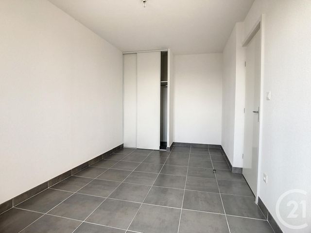 Appartement F2 à louer - 2 pièces - 49.6 m2 - PROVINS - 77 - ILE-DE-FRANCE - Century 21 Martinot Immobilier