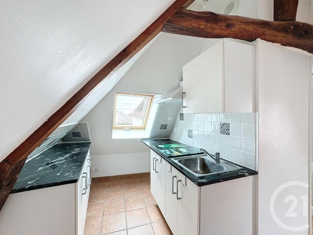 Appartement F1 à louer - 1 pièce - 22.15 m2 - PROVINS - 77 - ILE-DE-FRANCE - Century 21 Martinot Immobilier