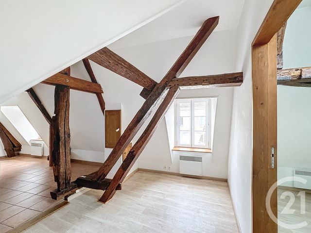 Appartement F1 à louer - 1 pièce - 22.15 m2 - PROVINS - 77 - ILE-DE-FRANCE - Century 21 Martinot Immobilier