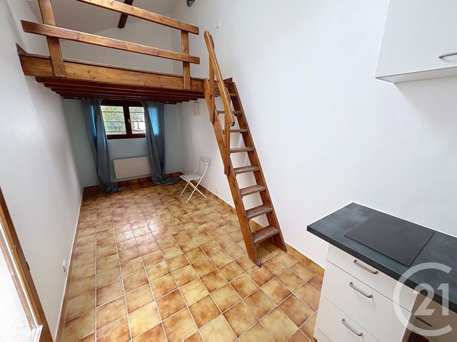 Appartement F1 à louer - 1 pièce - 16.06 m2 - NANGIS - 77 - ILE-DE-FRANCE - Century 21 Martinot Immobilier