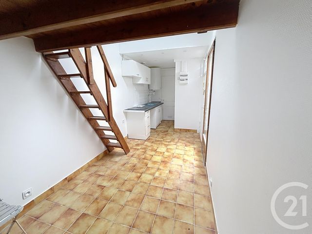 Appartement F1 à louer - 1 pièce - 16.06 m2 - NANGIS - 77 - ILE-DE-FRANCE - Century 21 Martinot Immobilier