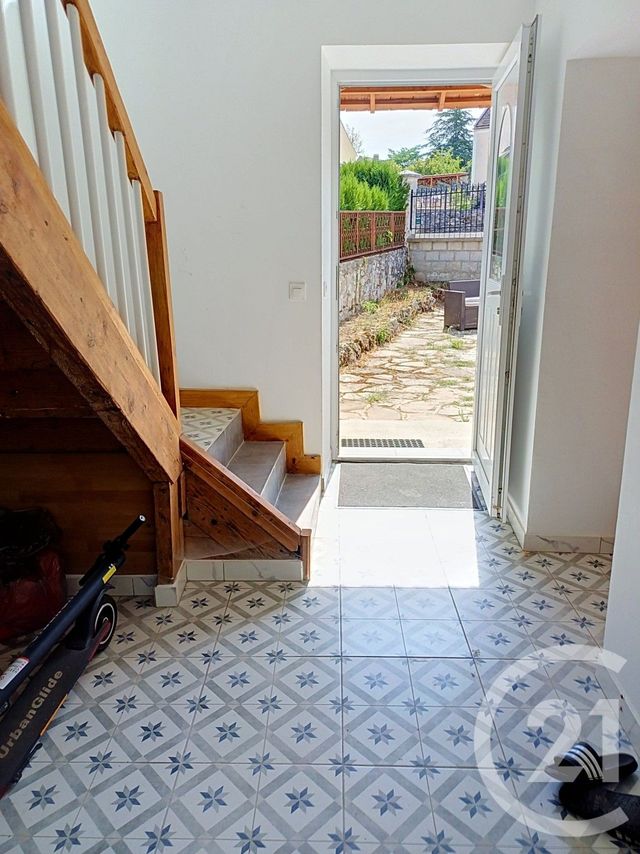 Appartement F3 à louer - 3 pièces - 86.51 m2 - ROUILLY - 77 - ILE-DE-FRANCE - Century 21 Martinot Immobilier