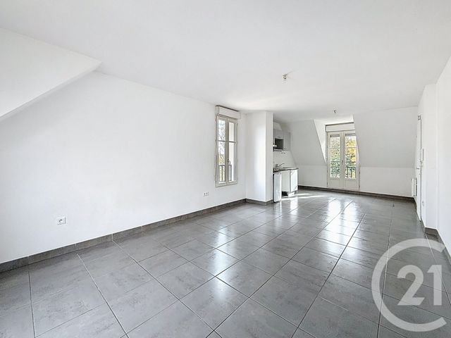 Appartement F1 à vendre - 1 pièce - 35.65 m2 - PROVINS - 77 - ILE-DE-FRANCE - Century 21 Martinot Immobilier