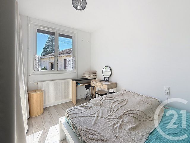 Appartement F3 à vendre - 3 pièces - 66.34 m2 - PROVINS - 77 - ILE-DE-FRANCE - Century 21 Martinot Immobilier