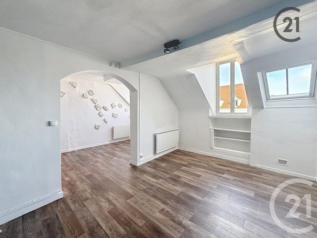 Afficher la photo en grand Appartement F3 à vendre - 4 pièces - 78.0 m2 - PROVINS - 77 - ILE-DE-FRANCE - Century 21 Martinot Immobilier