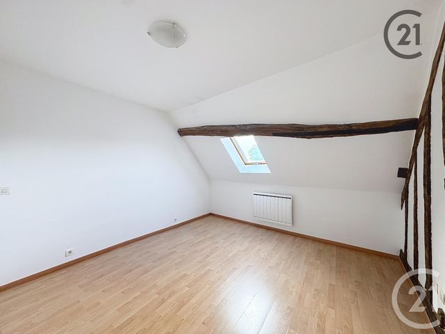 Afficher la photo en grand Appartement F3 à vendre - 4 pièces - 78.0 m2 - PROVINS - 77 - ILE-DE-FRANCE - Century 21 Martinot Immobilier