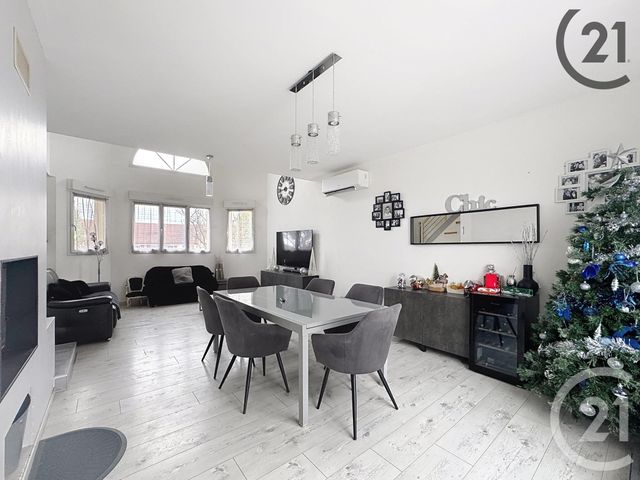 Afficher la photo en grand maison à vendre - 9 pièces - 197.0 m2 - STE COLOMBE - 77 - ILE-DE-FRANCE - Century 21 Martinot Immobilier