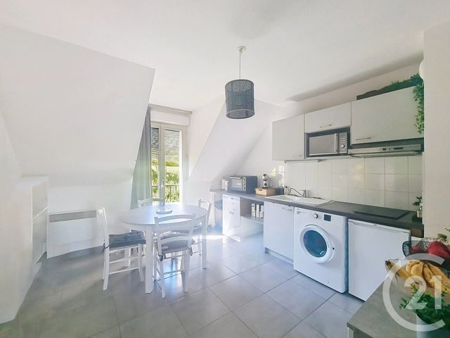 Appartement Studio à vendre - 1 pièce - 35.32 m2 - PROVINS - 77 - ILE-DE-FRANCE - Century 21 Martinot Immobilier