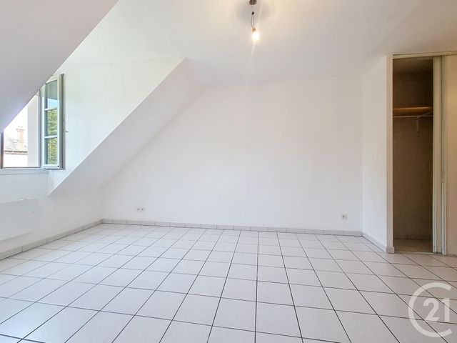 Appartement F2 à vendre - 2 pièces - 37.39 m2 - PROVINS - 77 - ILE-DE-FRANCE - Century 21 Martinot Immobilier