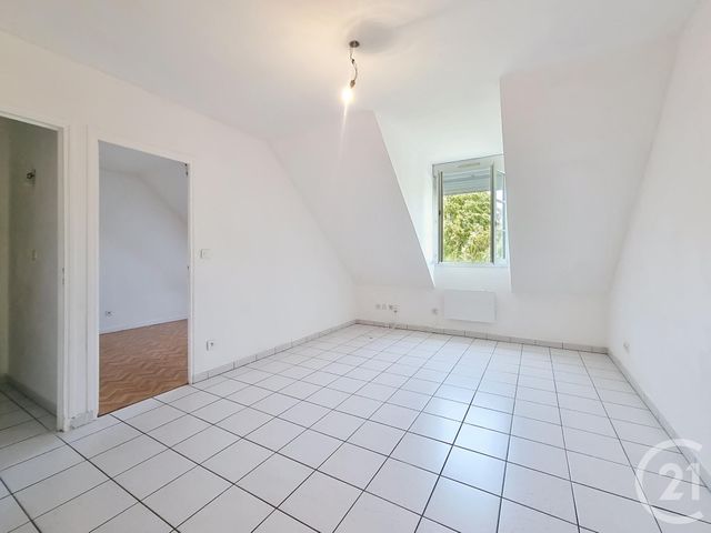 Appartement F2 à vendre - 2 pièces - 37.39 m2 - PROVINS - 77 - ILE-DE-FRANCE - Century 21 Martinot Immobilier
