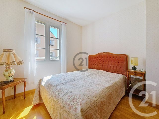 Appartement F3 à vendre - 3 pièces - 58.0 m2 - PROVINS - 77 - ILE-DE-FRANCE - Century 21 Martinot Immobilier