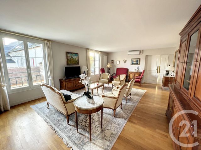 Appartement F6 à vendre - 6 pièces - 194.88 m2 - PROVINS - 77 - ILE-DE-FRANCE - Century 21 Martinot Immobilier