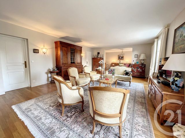 Appartement F6 à vendre - 6 pièces - 194.88 m2 - PROVINS - 77 - ILE-DE-FRANCE - Century 21 Martinot Immobilier