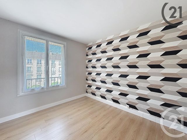 Appartement F3 à vendre - 3 pièces - 59.61 m2 - PROVINS - 77 - ILE-DE-FRANCE - Century 21 Martinot Immobilier