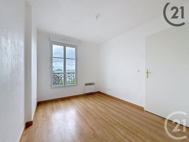 Appartement F2 à vendre - 2 pièces - 42.52 m2 - NANGIS - 77 - ILE-DE-FRANCE - Century 21 Martinot Immobilier