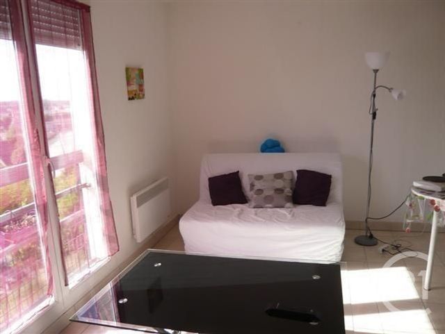 Appartement F2 à louer - 2 pièces - 40.48 m2 - PROVINS - 77 - ILE-DE-FRANCE - Century 21 Martinot Immobilier