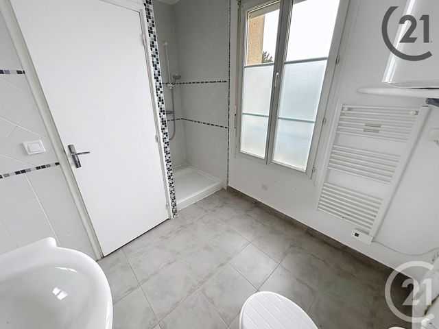Appartement F2 à louer - 2 pièces - 30.14 m2 - GOUAIX - 77 - ILE-DE-FRANCE - Century 21 Martinot Immobilier