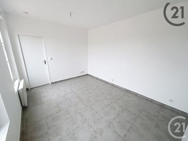 Appartement F2 à louer - 2 pièces - 30.14 m2 - GOUAIX - 77 - ILE-DE-FRANCE - Century 21 Martinot Immobilier